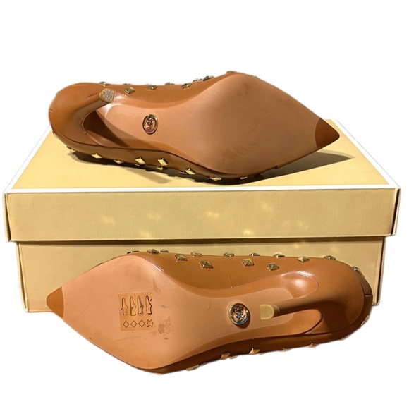 Michael Kors Brown Heels with Gold Accents - Picture 8 of 9